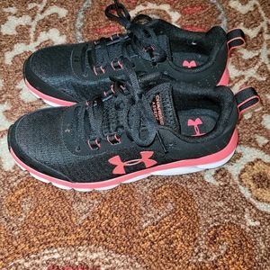 Womens under armour shoes